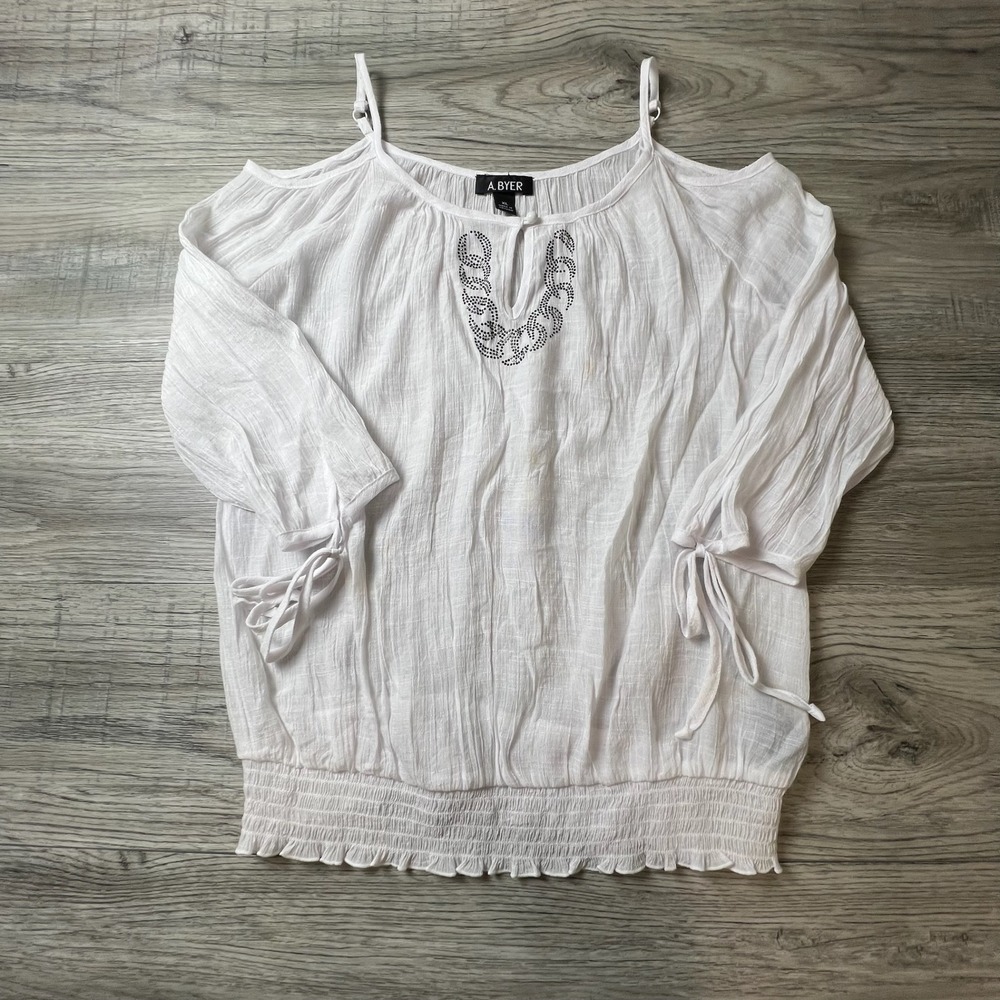 A. Byer Cold Shoulder Top Womens XL White Beaded Keyhole Smocked Hem Blouse